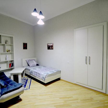 Old Arsena Apartments Tbilisi Ngoại thất bức ảnh
