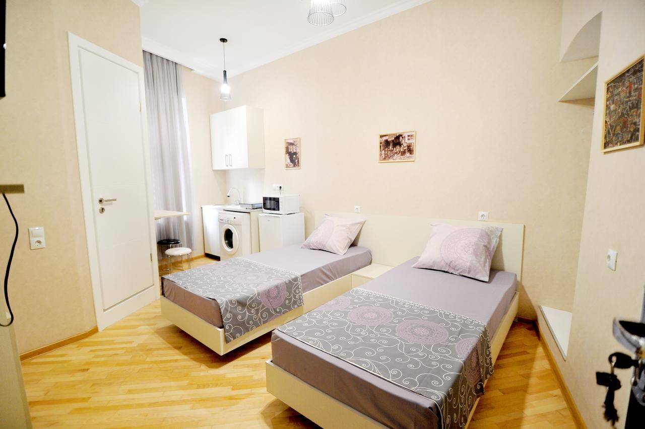 Old Arsena Apartments Tbilisi Ngoại thất bức ảnh