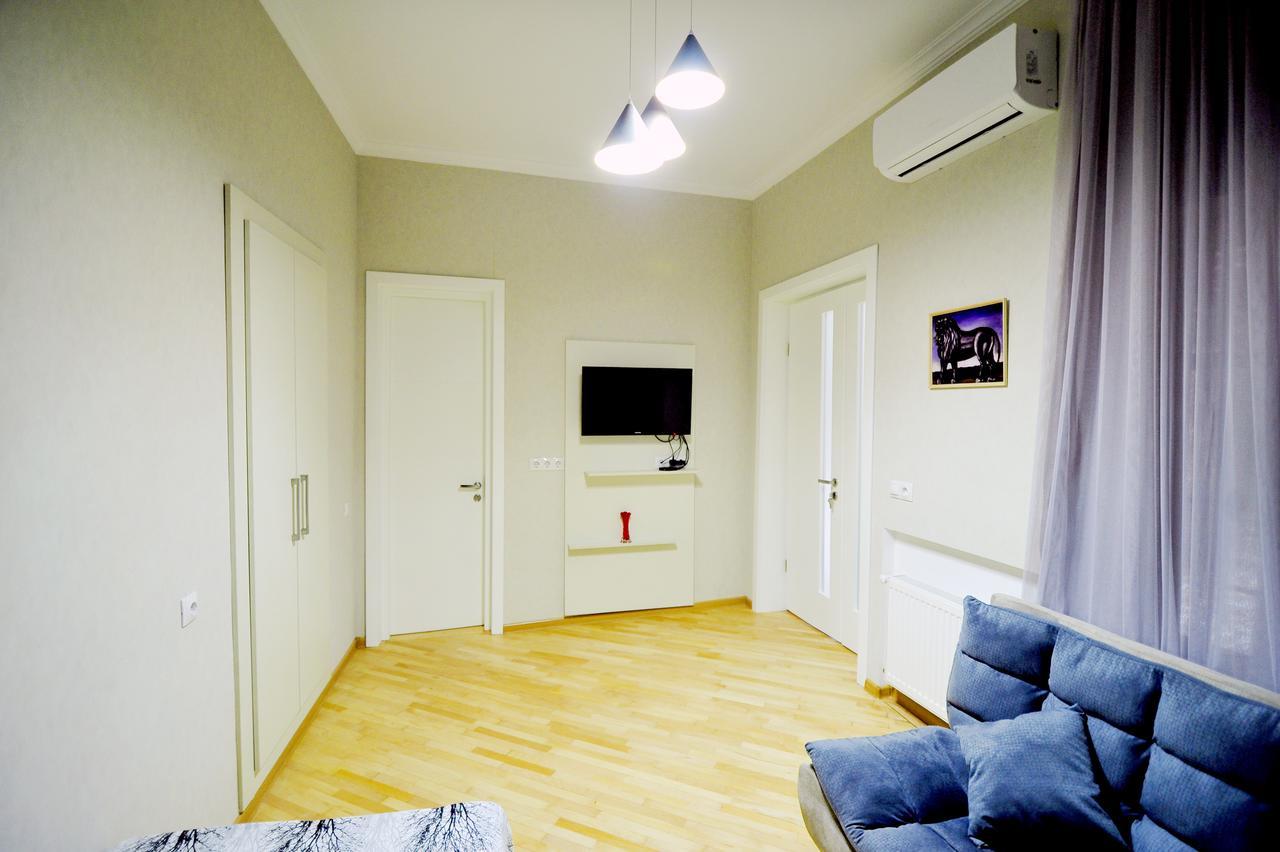 Old Arsena Apartments Tbilisi Ngoại thất bức ảnh